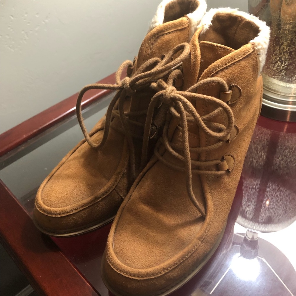 Sherpa bootie